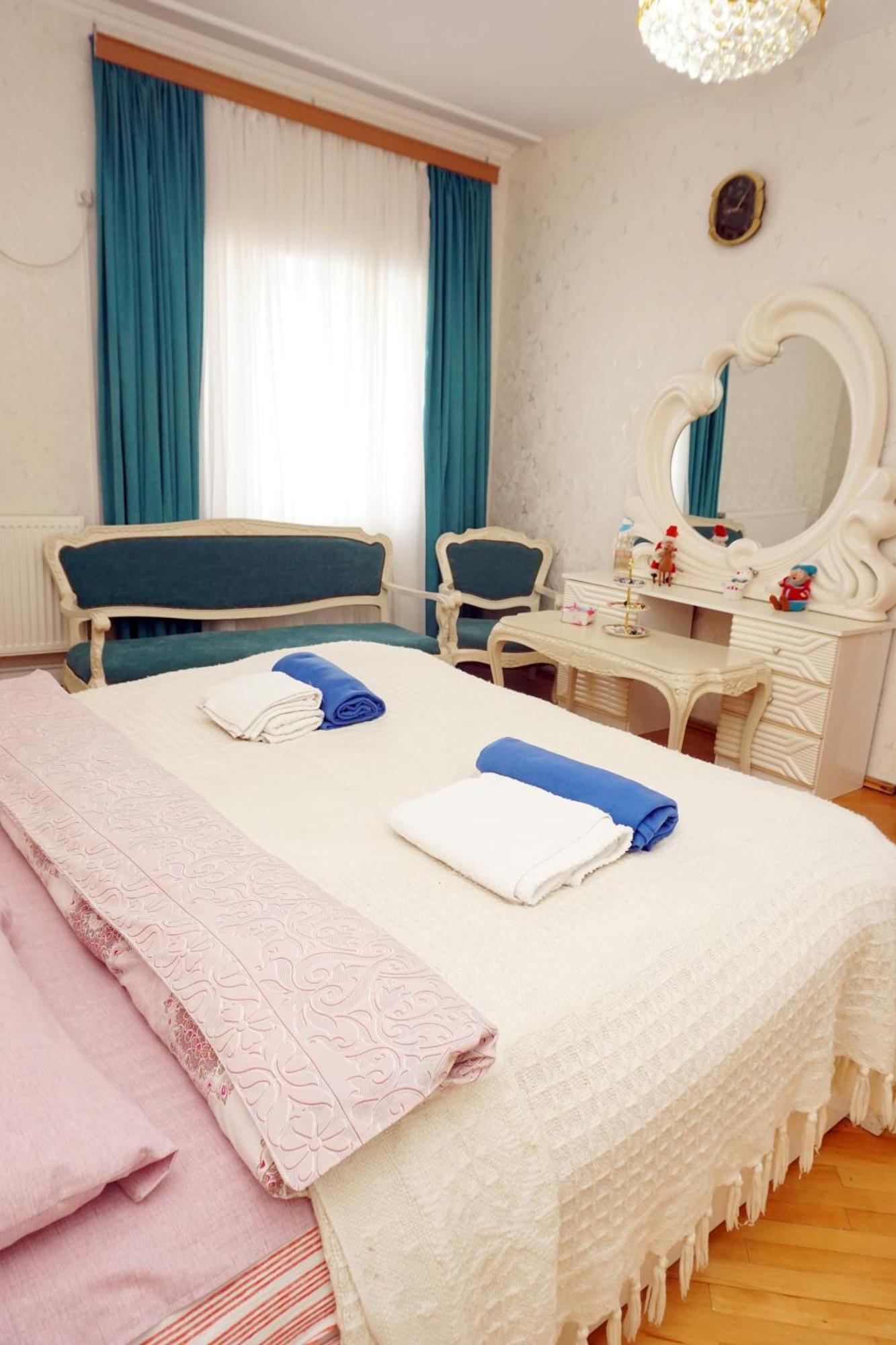 Belas House With Terrace คูทายสิ ภายนอก รูปภาพ